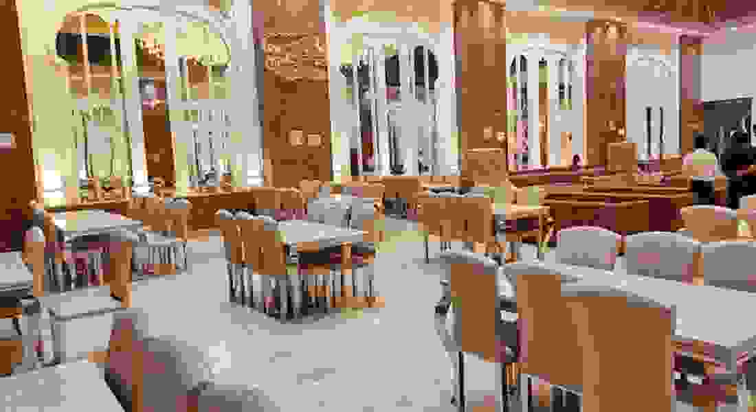 L'Elegant Royal Banquet