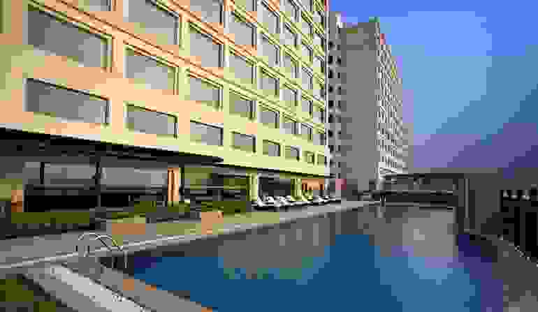 Holiday Inn