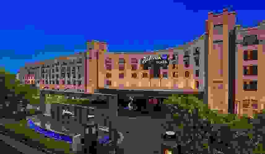 Radisson Blu Plaza