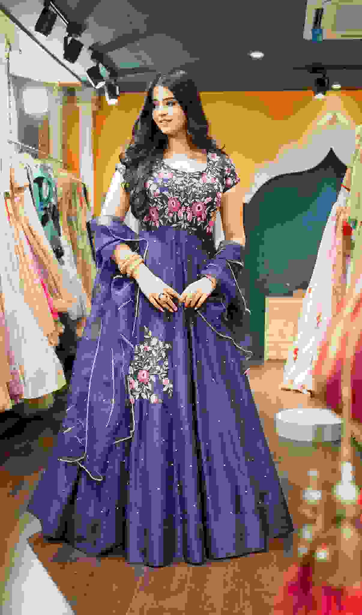 bridal outfits in rohini