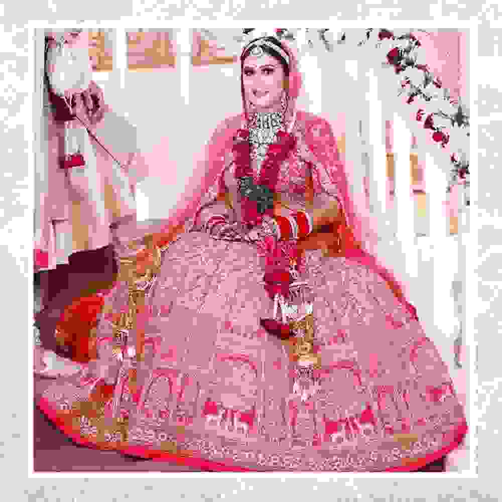 bridal outfits in daryaganj