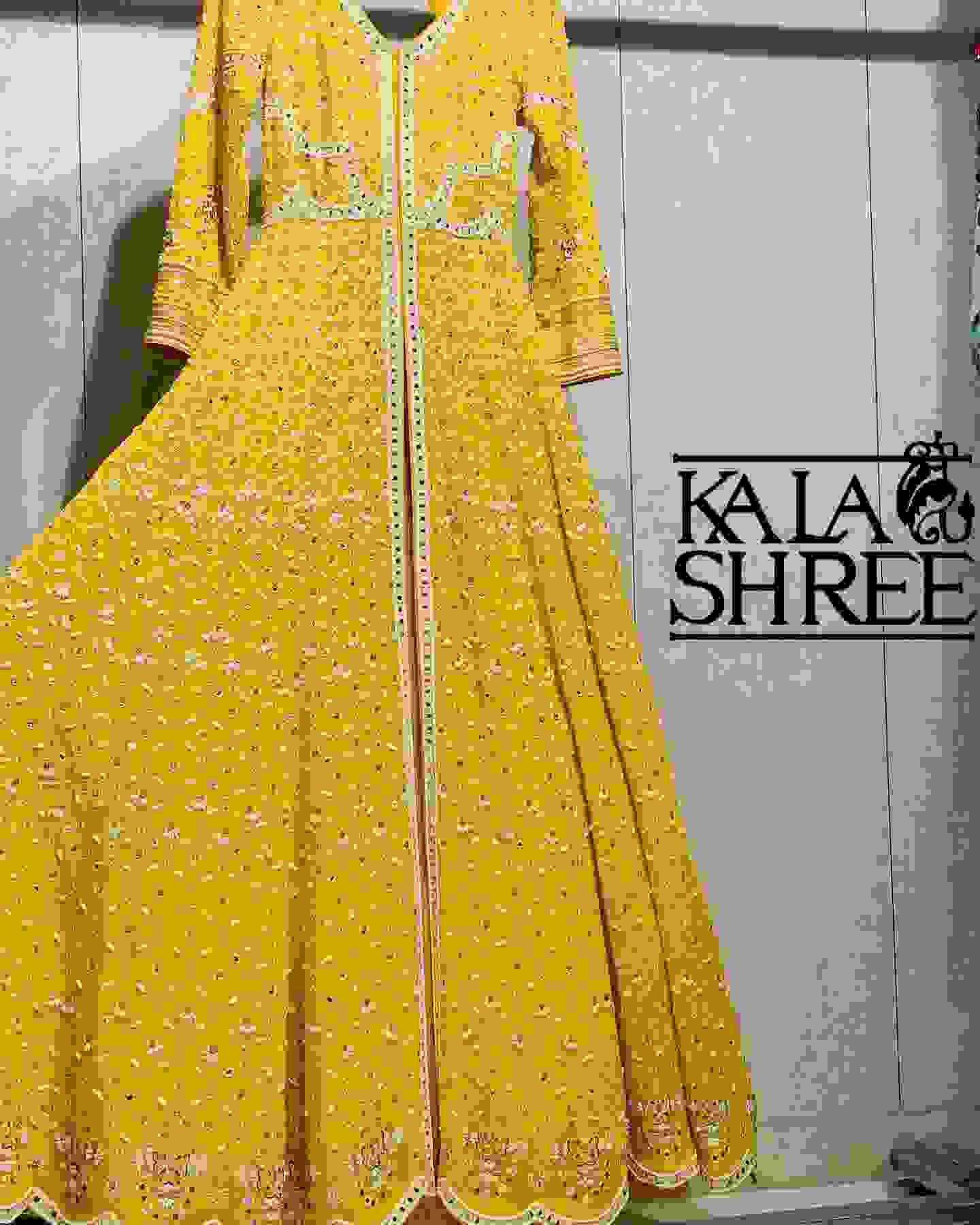 bridal outfits in daryaganj