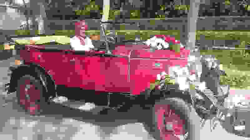 wedding transportation vintage cars in east delhi