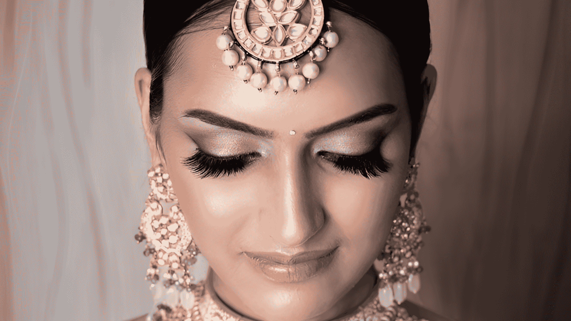 makeup artists in east delhi