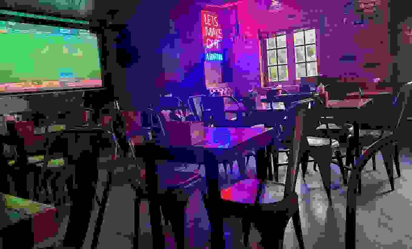Lanterns Kitchen And Bar