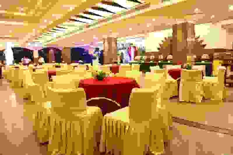 Party Parindey Lounge And Cafe