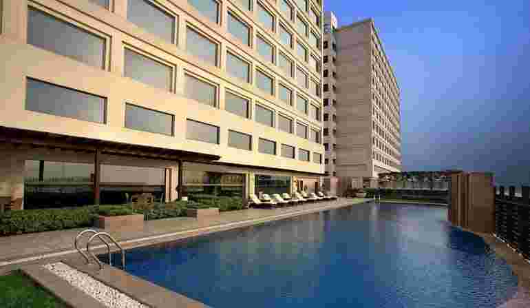 Holiday Inn