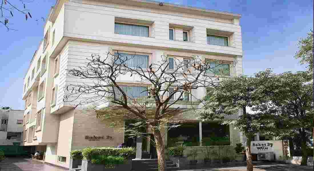 Hotel  27
