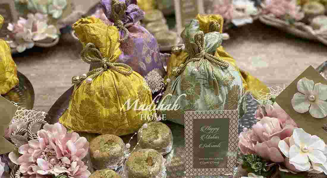 wedding invitation card in janakpuri