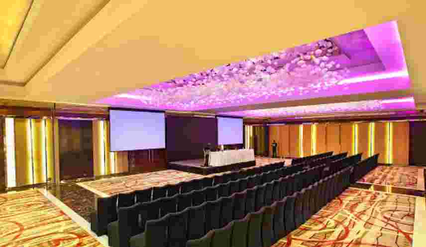 Radisson Blu Plaza
