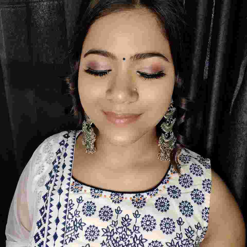 makeup artists in daryaganj