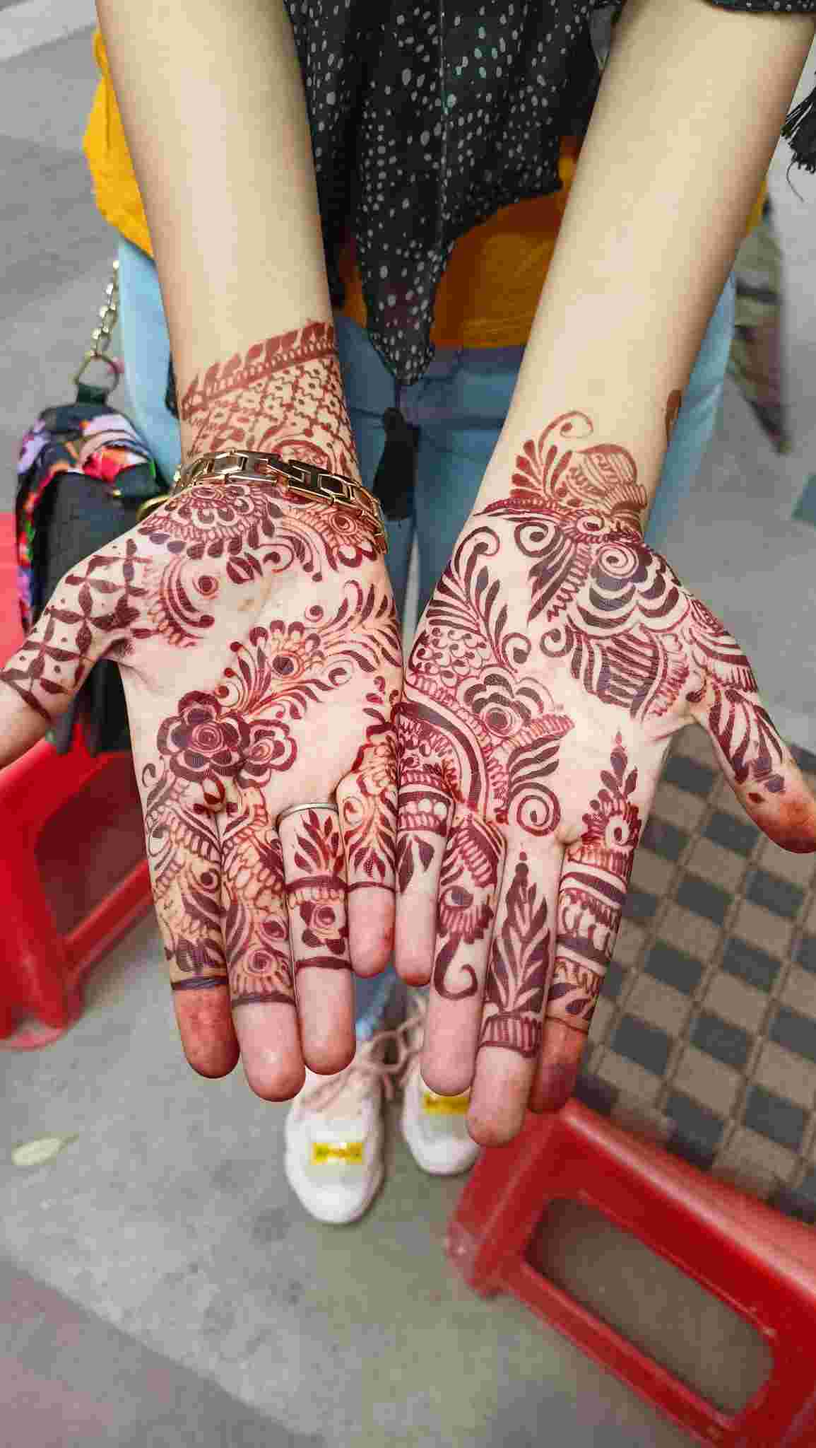 best mehendi artists in east of kailash