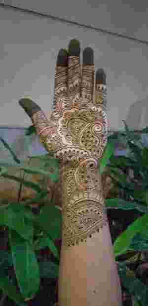 best mehendi artists in hauz khas