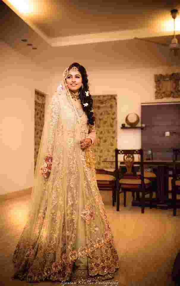 bridal outfits in vikaspuri