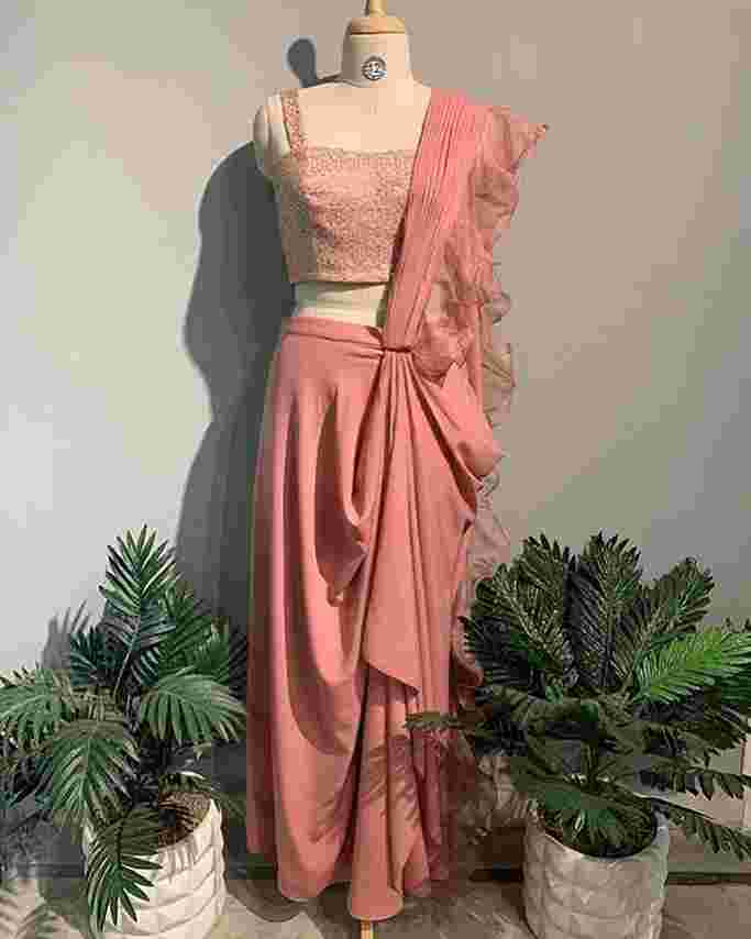 bridal outfits in punjabi bagh