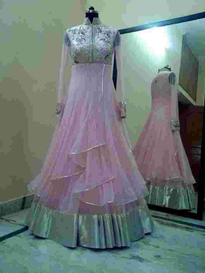 bridal outfits in north delhi