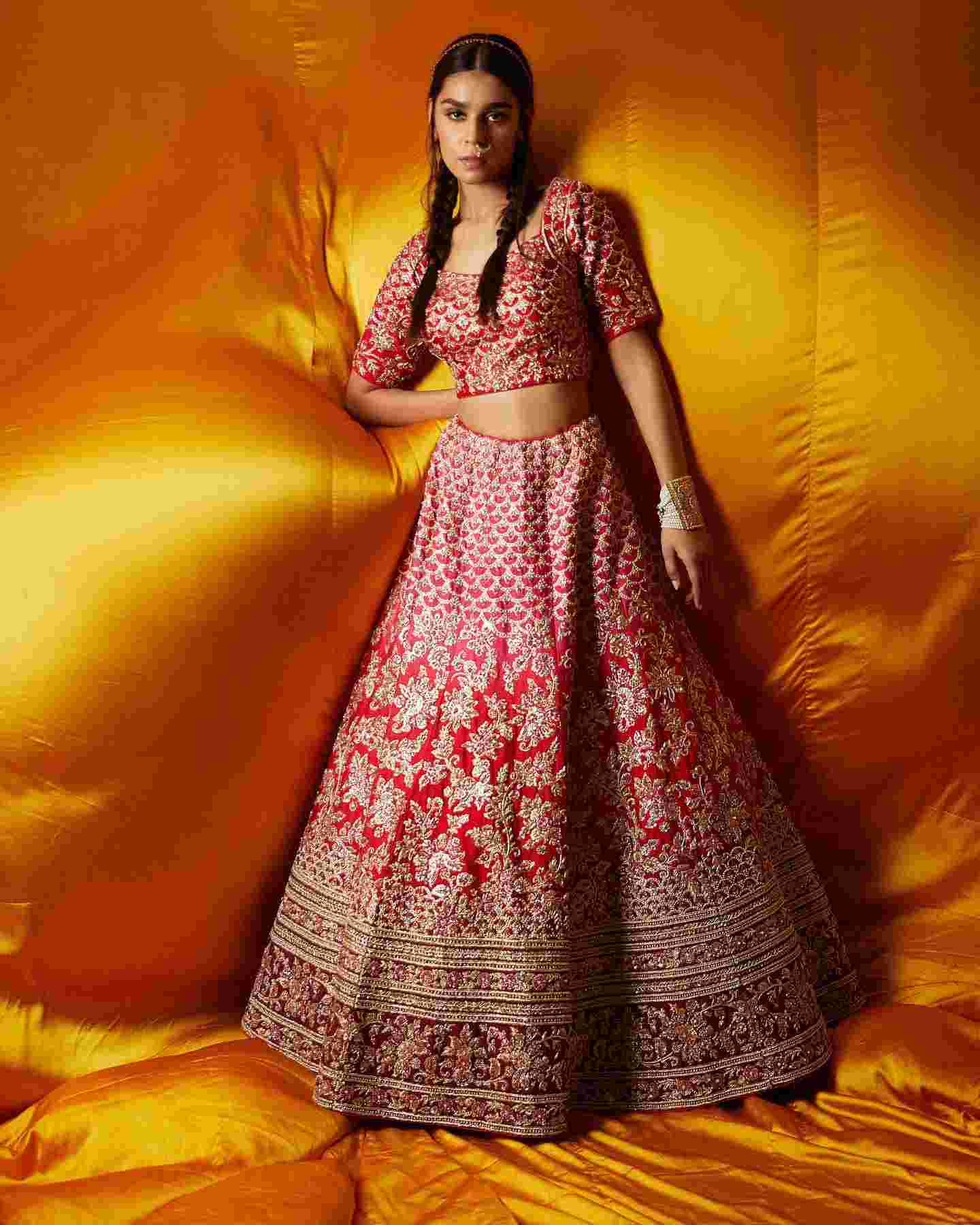 bridal outfits in daryaganj