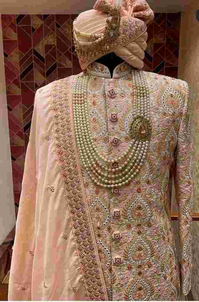 groom outfits in east delhi