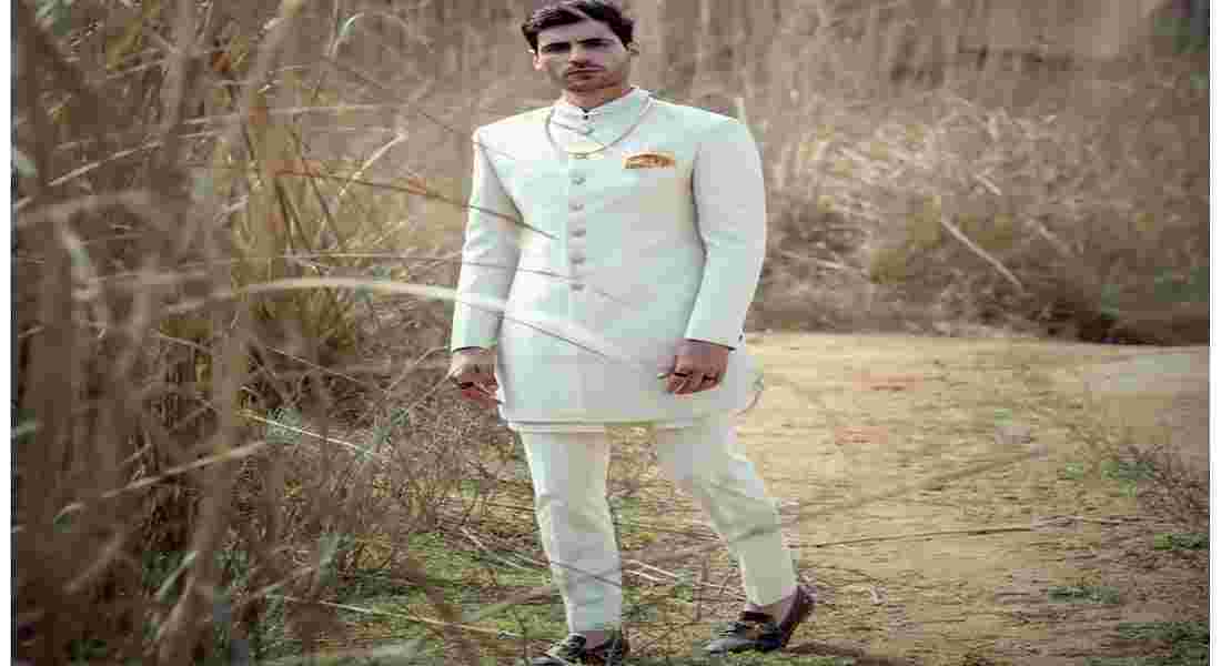 groom outfits in east of kailash