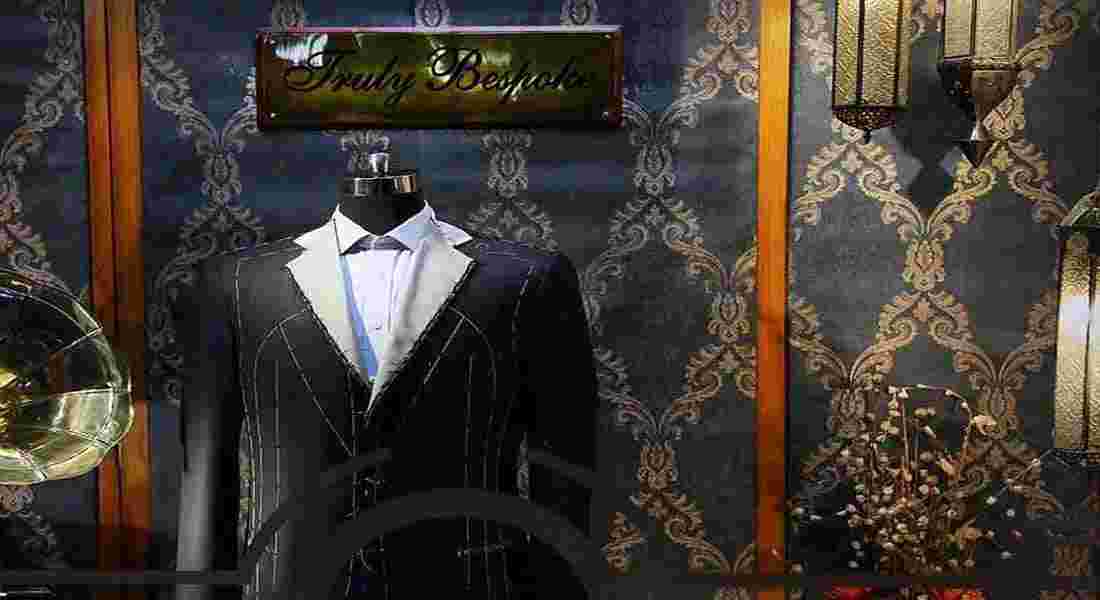 groom outfits in daryaganj