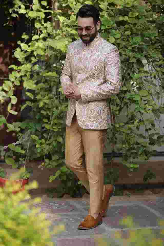 groom outfits in daryaganj