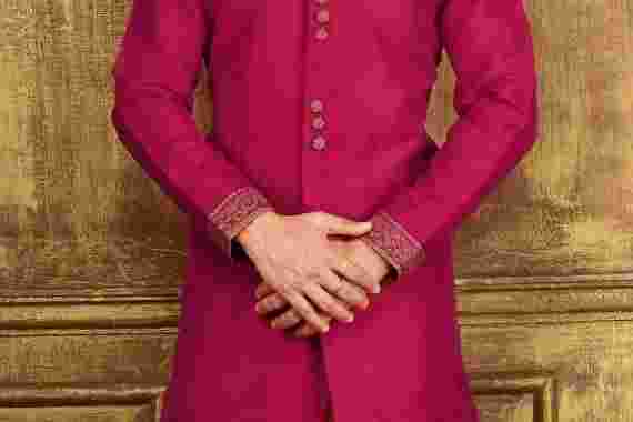 groom outfits in daryaganj
