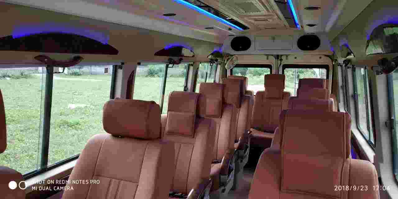 wedding transportation vintage cars in daryaganj