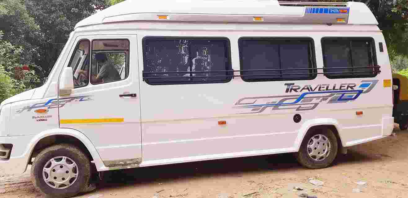 wedding transportation vintage cars in daryaganj