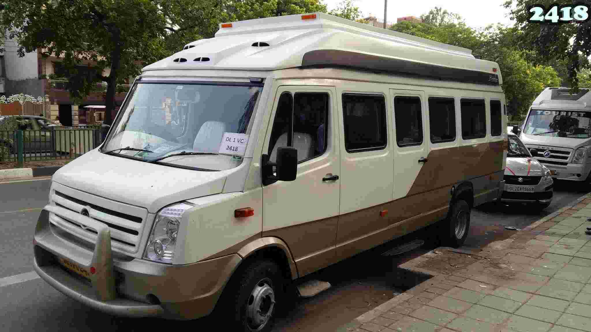 wedding transportation vintage cars in daryaganj