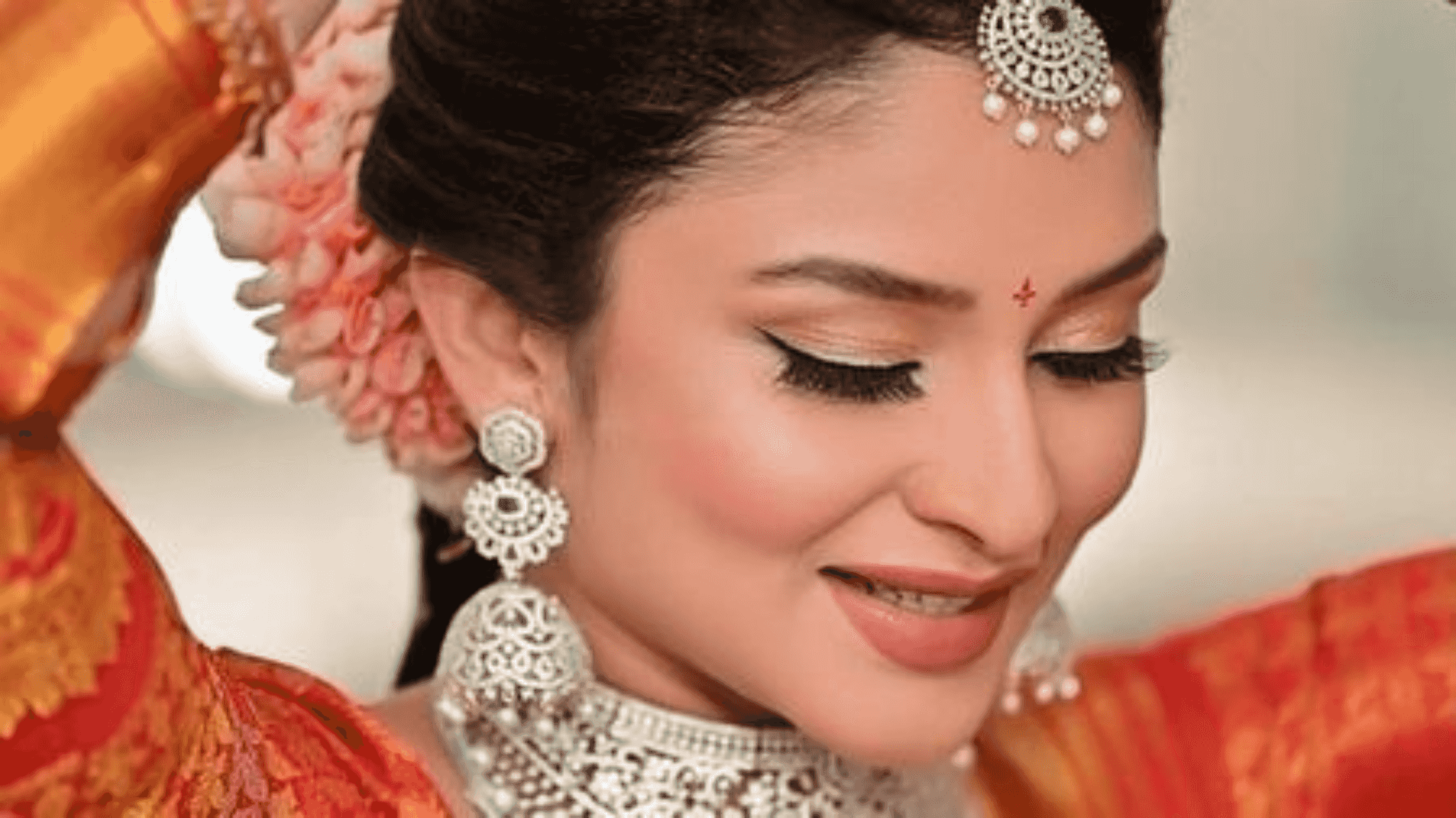 makeup artists in dwarka