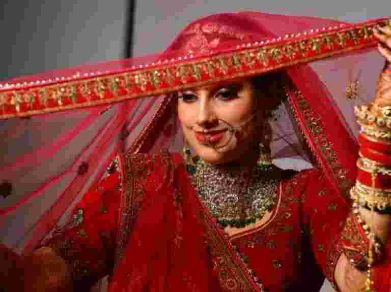 makeup artists in janakpuri