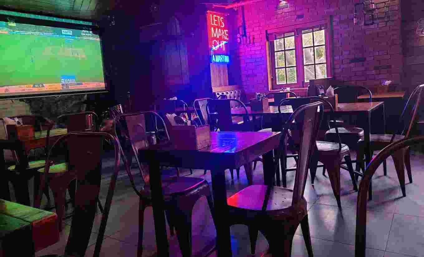 Lanterns Kitchen And Bar