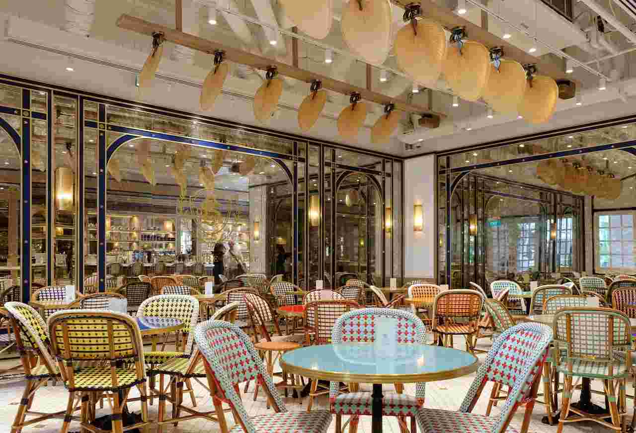 Raffles Cafe