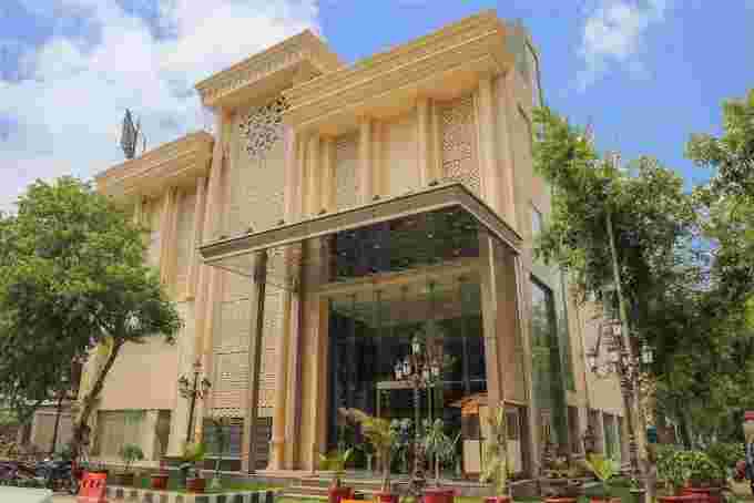 The Grand Parisian