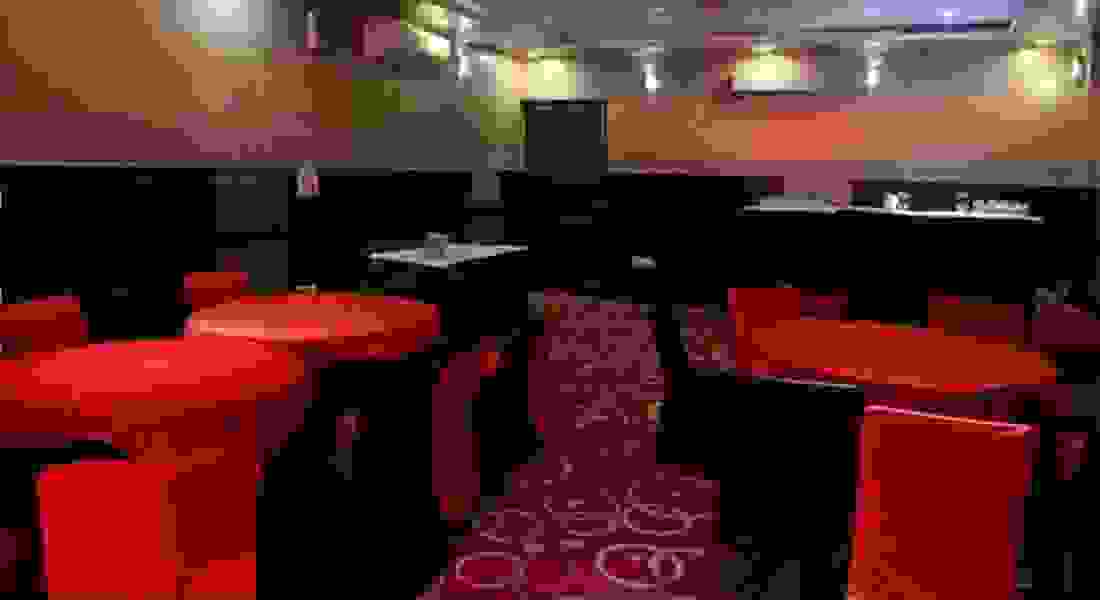 Oberois Kamal Kunj Mansarover Garden