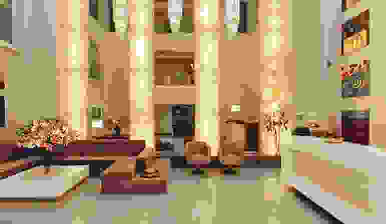 The Ashtan Sarovar Portico