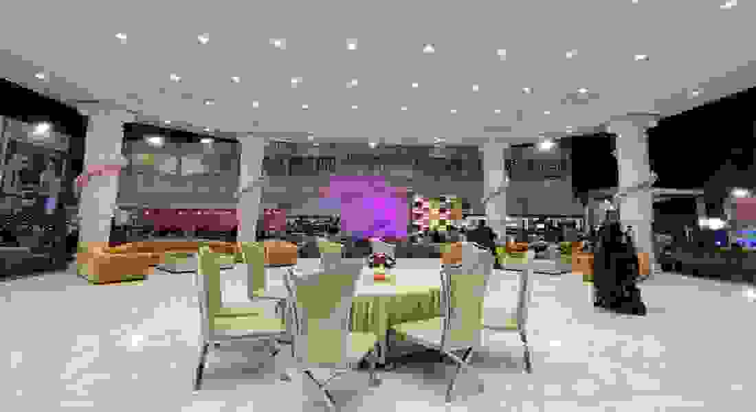 Golden Castle Party Lawn