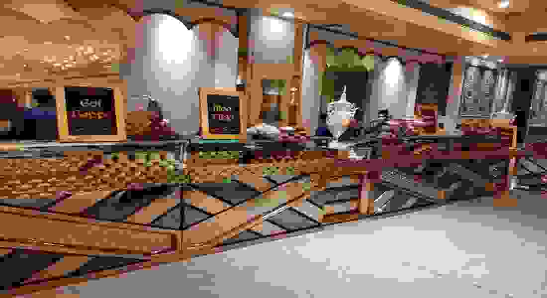 L'ELEGANT Hotel & Banquet