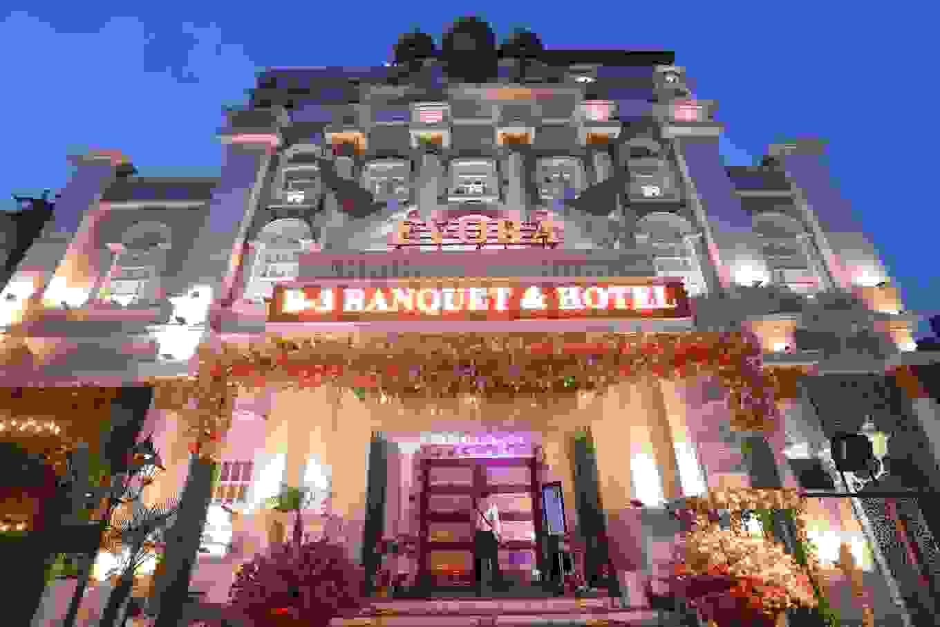 EVORA - Banquet & Hotel