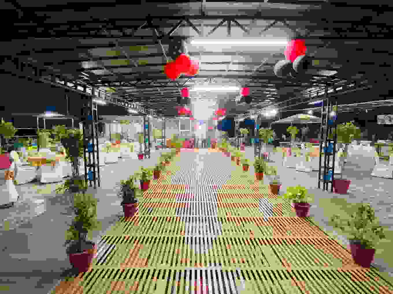 Hotel Rajhans Regency