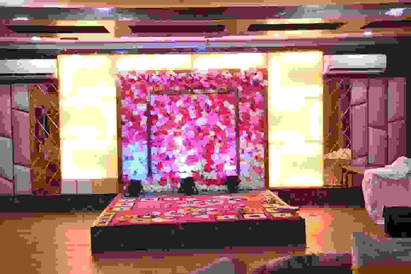 Hotel Rajhans Regency