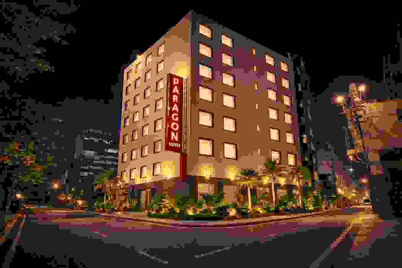 Hotel Paragon Suites
