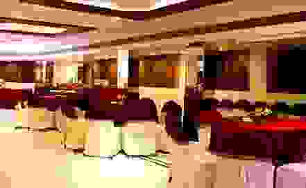 Splash Restaurant & Banquet