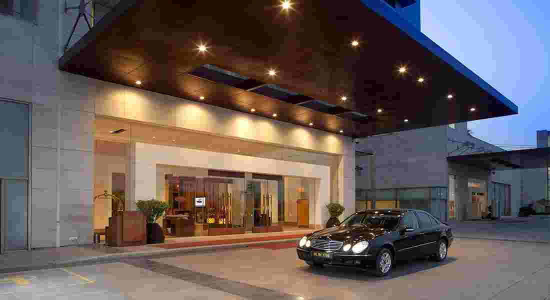 5 star wedding hotels in okhla