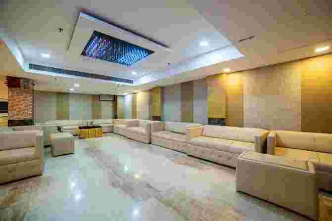 5 star wedding hotels in shahdara