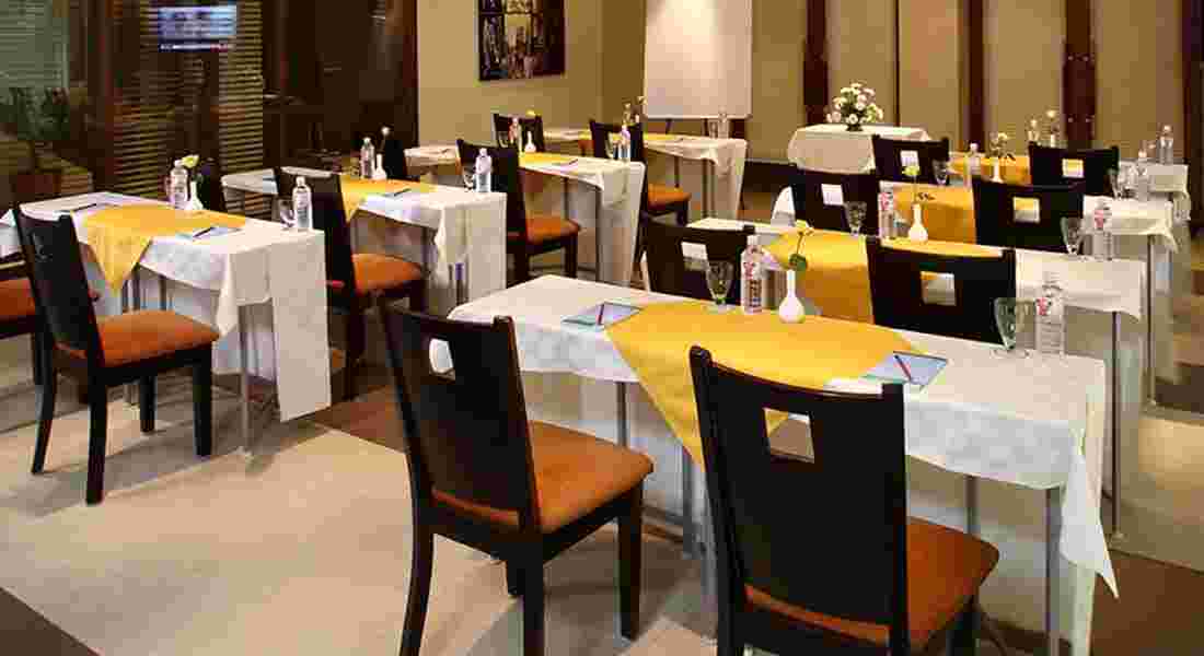 banquet halls in nehru place