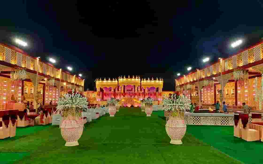 Wedding farmhouse in punjabi bagh