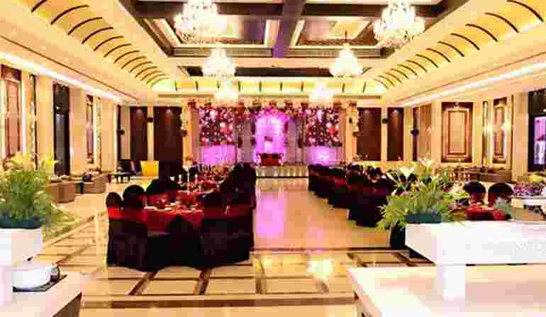 banquet halls in nehru place