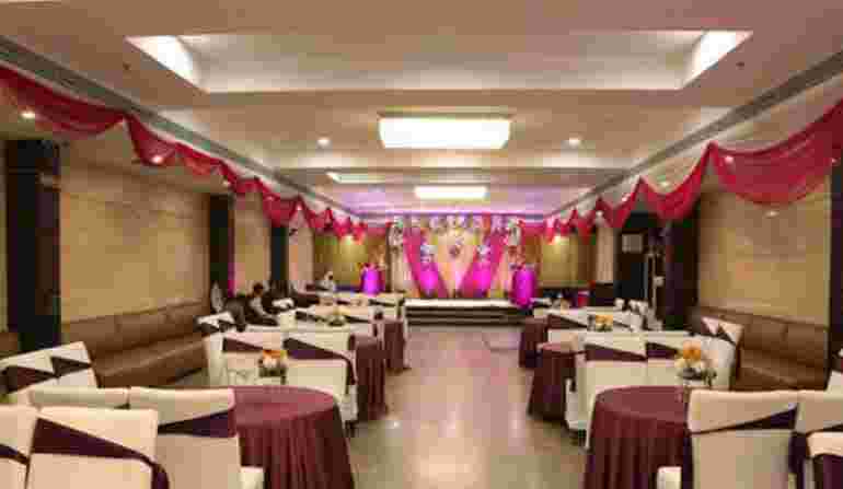 Wedding farmhouse in pitampura