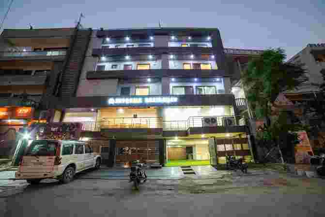 5 star wedding hotels in shahdara